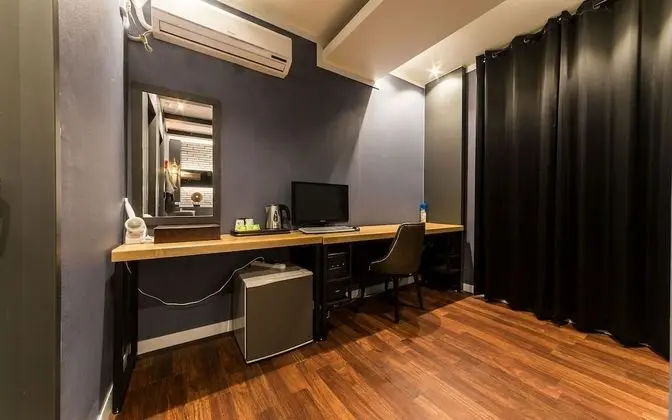 Oda (Special room (Netflix Wave viewing fr)