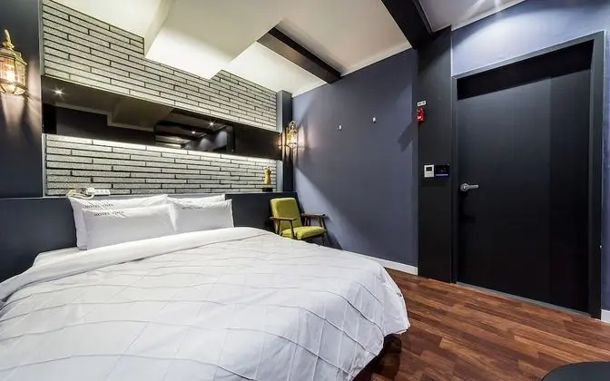 Oda (Special room (Netflix Wave viewing fr)