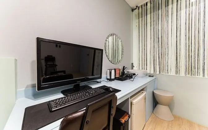 Oda (General (available to watch Netflix))