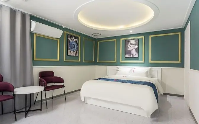 Oda (VIP (Netflix viewing available))