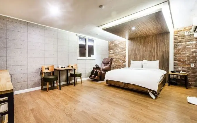 Oda (VIP (Netflix viewing available))