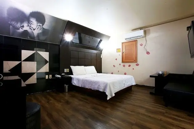 Oda (Single whirlpool (non-smoking free Ne)