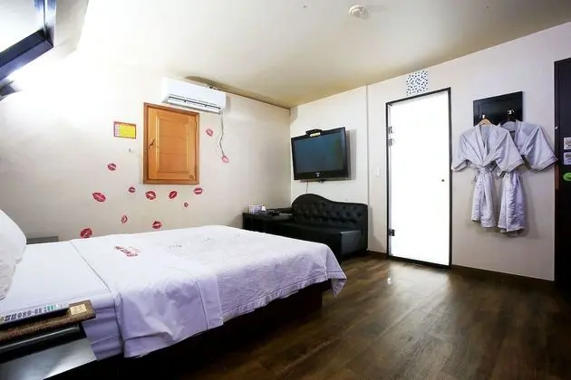 Oda (Single whirlpool (non-smoking free Ne)