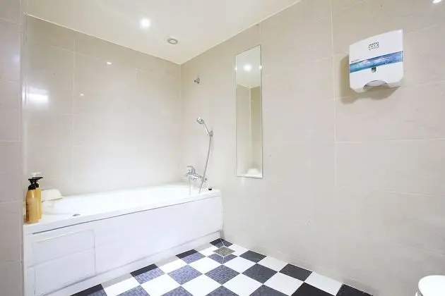 Oda (Single whirlpool (non-smoking free Ne)