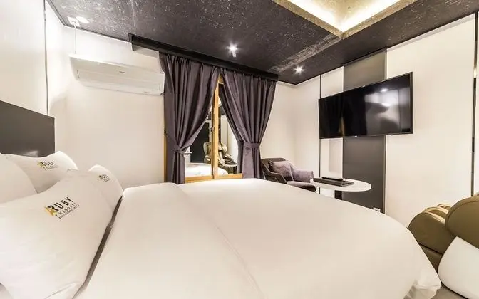 Oda (Deluxe rooms (free use of NetFlix mas)