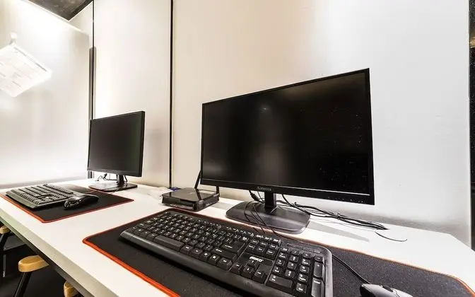Oda (Deluxe rooms (free use of NetFlix mas)
