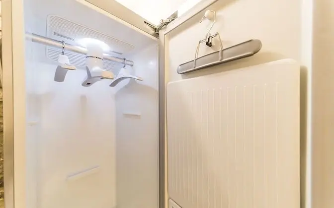Oda (Semi deluxe rooms (free use of Netfli)