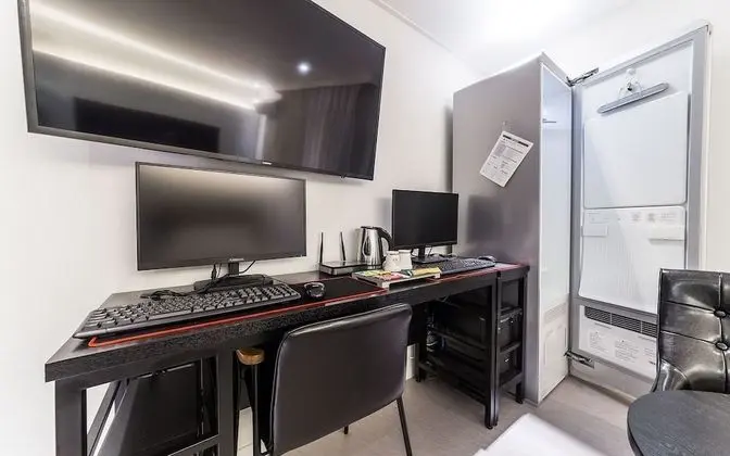 Oda (Semi deluxe rooms (free use of Netfli)