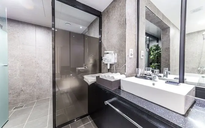 Oda (Semi deluxe rooms (free use of Netfli)