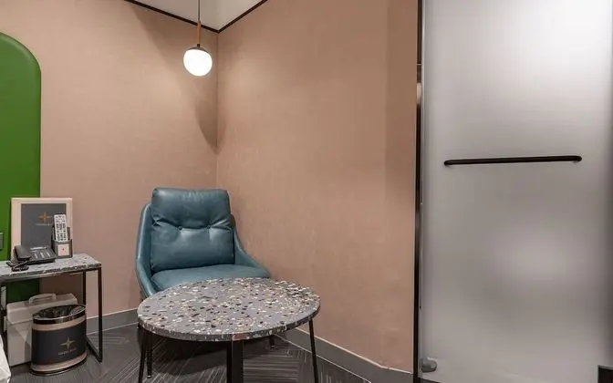 Oda (Deluxe (Free to watch Netflix))