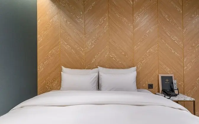 Oda (Premium (Free Netflix watching))