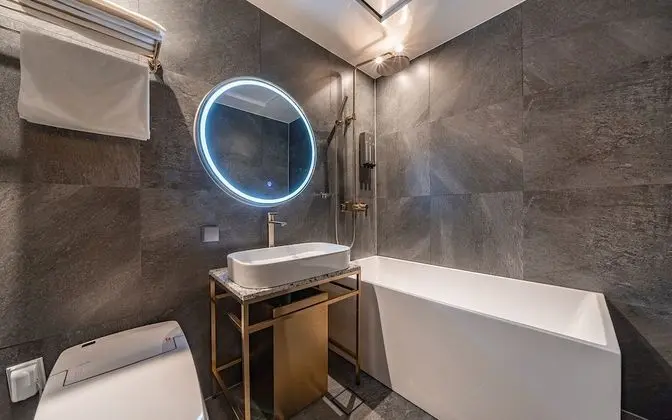 Oda (Premium (Free Netflix watching))