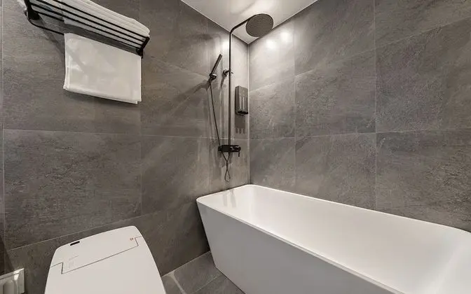 Oda (Premium (Free Netflix watching))