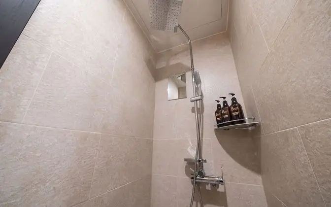 Oda (Suite (Netflix Available 55-inch TV 1)