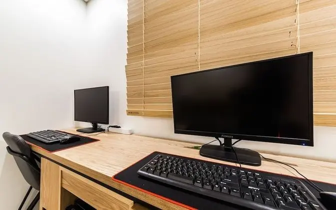 Oda (VIP - Massage Chair (Netflix Availabl)