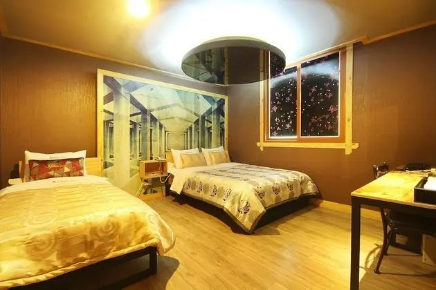 Oda (Deluxe room-two beds (Room air condit)