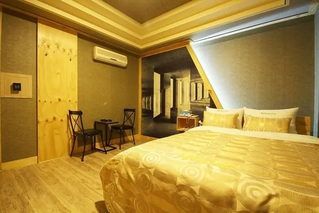 Oda (General room (Inquiry at the bathtub )