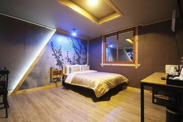 Oda (General room (Inquiry at the bathtub )