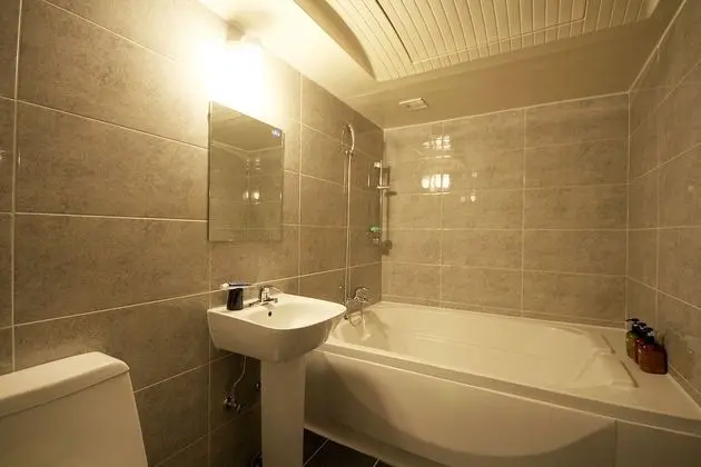 Oda (General room (Inquiry at the bathtub )