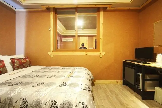 Oda (General room (Inquiry at the bathtub )