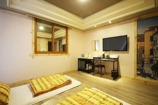 Oda (General room-Ondol (Room air conditio)