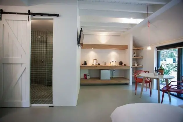 Tek Büyük veya İki Ayrı Yataklı Oda (Fiif)