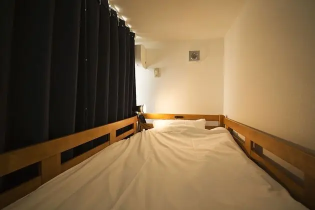 Ortak Ranzalı Oda, Karma Ranzalı Oda
