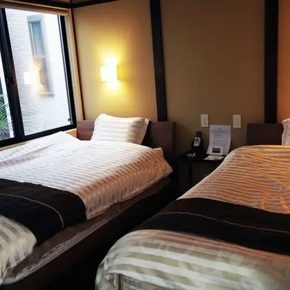 Standard Tek Büyük Yataklı Oda (+ 2 Japanese Futons)