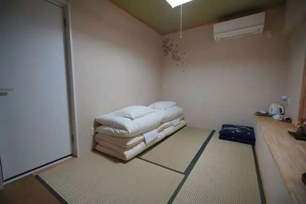 İki Ayrı Yataklı Oda (1F, Private Room, ShowerandToilet,102)