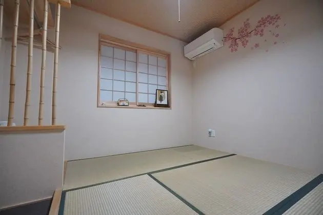 İki Ayrı Yataklı Oda (1F, Private Room, ShowerandToilet,103)