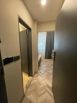 Ekonomik Oda, Sokak Manzaralı
