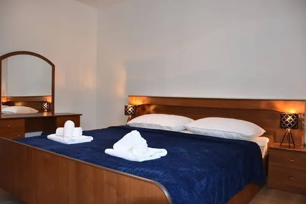 Ev, Birden Çok Yatak Odası, Balkon