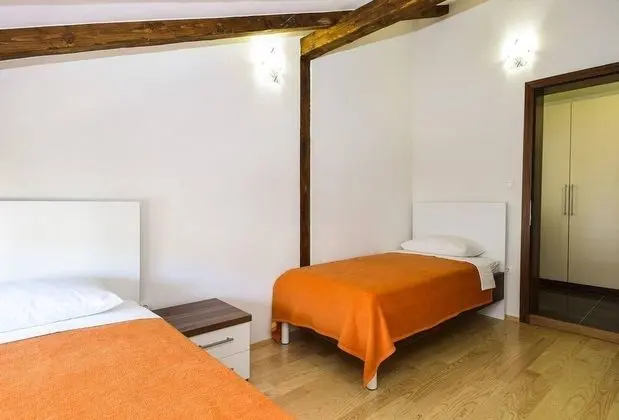 Ev, Birden Çok Yatak Odası, Balkon
