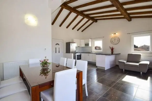 Ev, Birden Çok Yatak Odası, Balkon