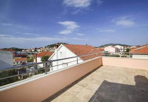 Ev, Birden Çok Yatak Odası, Balkon