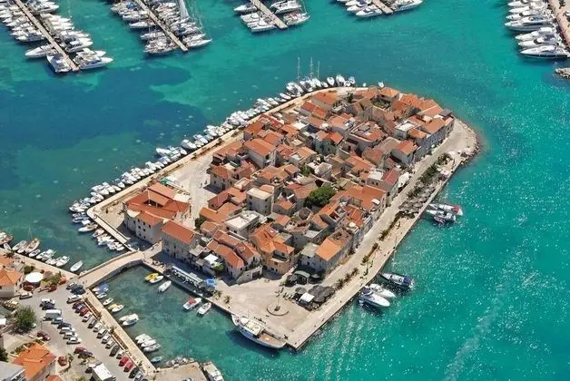 Ev, Birden Çok Yatak Odası, Balkon