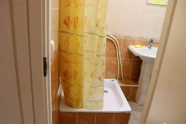 Basic Üç Kişilik Oda, 1 Çift Kişilik Yatak ve Çekyat