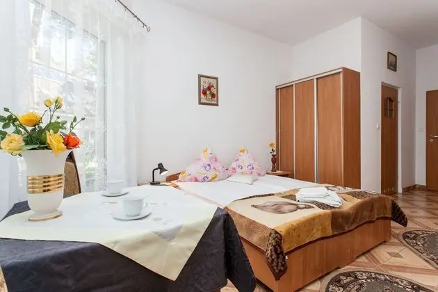 Standard Dört Kişilik Oda (1)