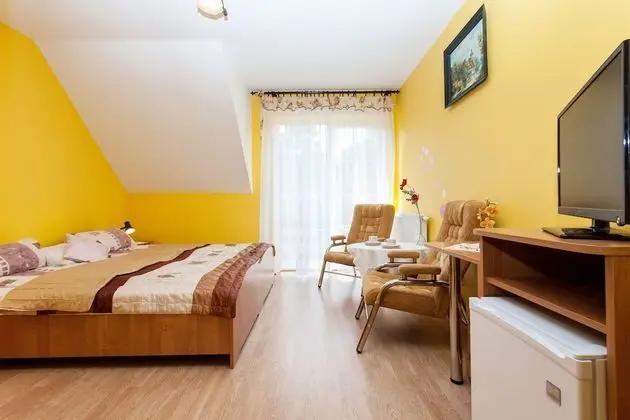 Tek Büyük Yataklı Oda (8)
