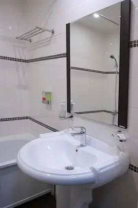 Economy Tek Büyük Yataklı Oda