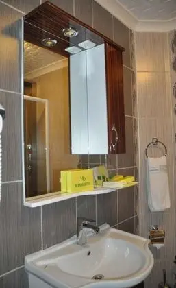 Bahçe Manzaralı Oda