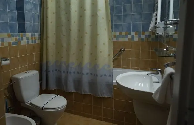 Standard Tek Büyük veya İki Ayrı Yataklı Oda