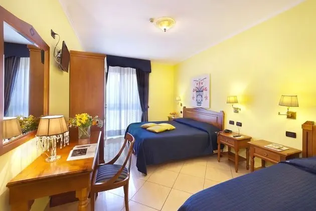 Dört Kişilik Oda