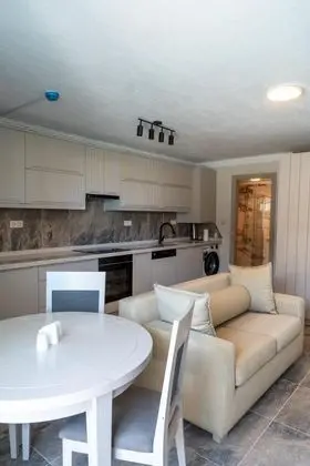 Studio,    , Klimalı