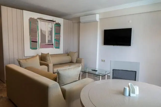 Studio,    , Klimalı