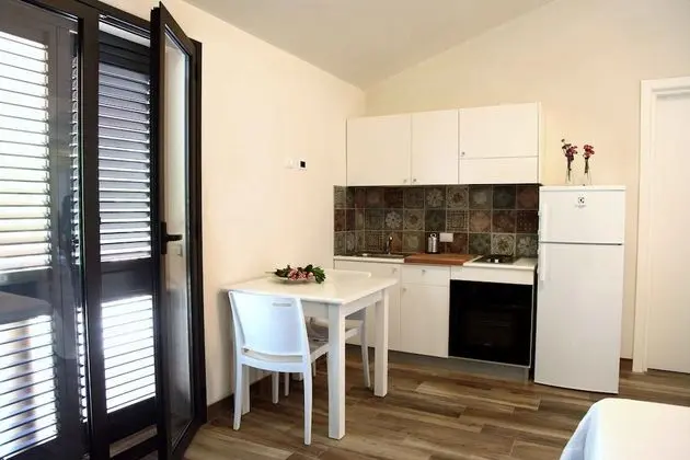 Stüdyo, 1 Büyük (Queen) Boy Yatak