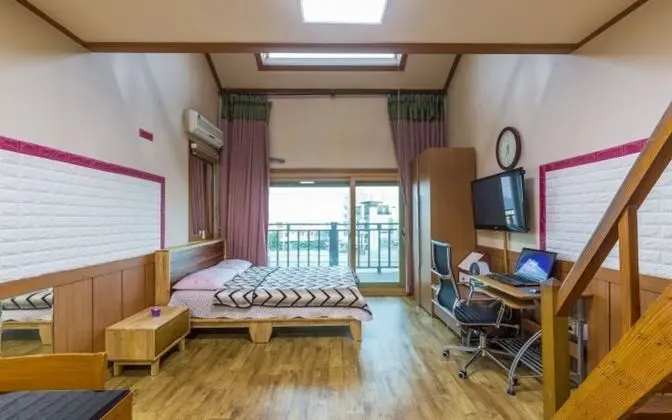 Oda (Building A dandelion (duplex))