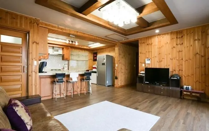 Oda (Under the moon (Unshared House))