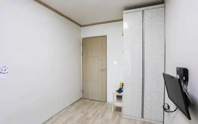 Oda (Room 3)