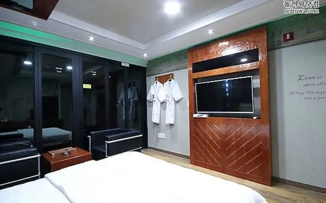 Oda (Special Room)